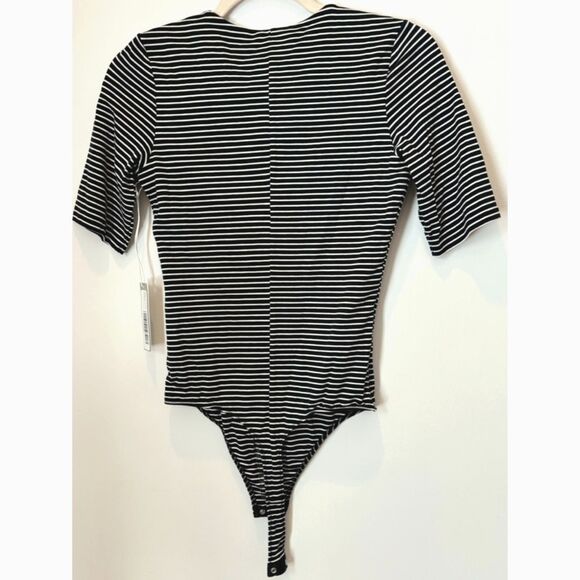 Everlane Striped Bodysuit Short Sleeves Size Small Supima Cotton. - Picture 2 of 15